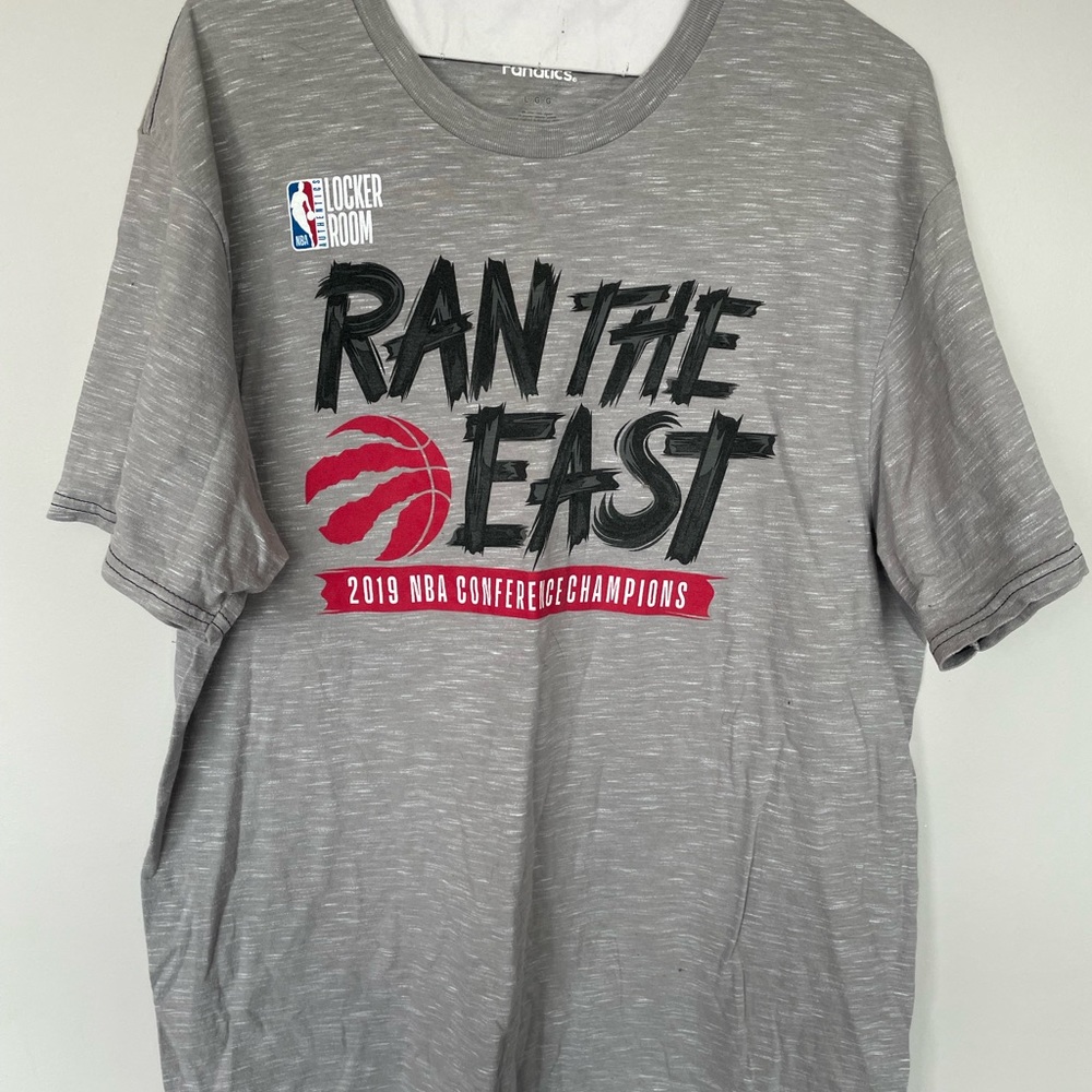 Toronto Raptors 2019 NBA Authentics Locker Room Tee ‘Ran The East’ Large